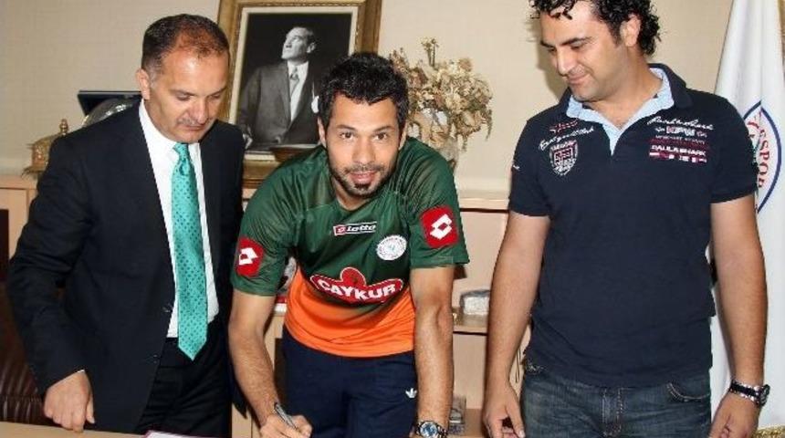Serkan Kırıntılı &Ccedil;aykur Rizespor&rsquo;a İmzayı Attı