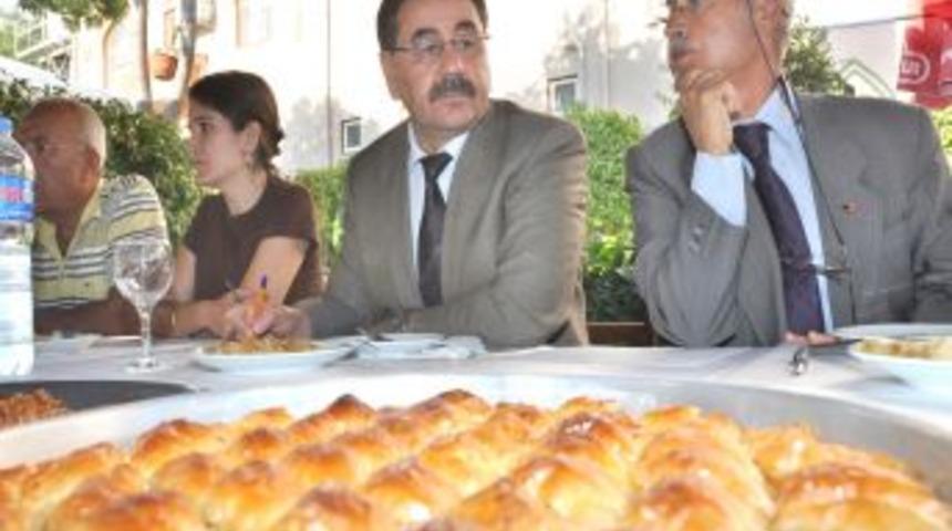 G&ouml;lbaşı Baklavası Ve H&ouml;şmerimi Şenlikte G&ouml;r&uuml;c&uuml;ye &Ccedil;ıkacak