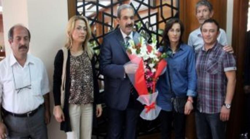 4 Eyl&uuml;l İlk&ouml;ğretim Okulu Y&ouml;netiminden Başkan &Uuml;rg&uuml;p&rsquo;e Teşekk&uuml;r Ziyareti