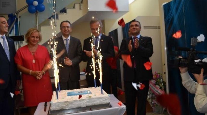 Halkbank &Ccedil;erkezk&ouml;y Şubesi&rsquo;ne &lsquo;mavi Yıldız&rsquo;