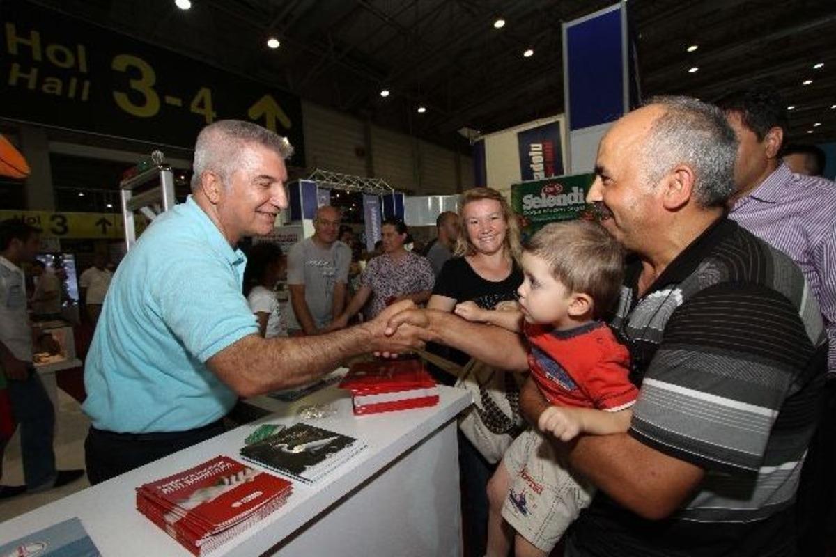 Karşıyaka Belediyesi Standı Fuarın G&ouml;zdesi