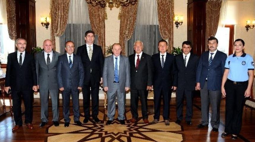 Zabıtadan Vali &Ouml;zt&uuml;rk&rsquo;e Ziyaret