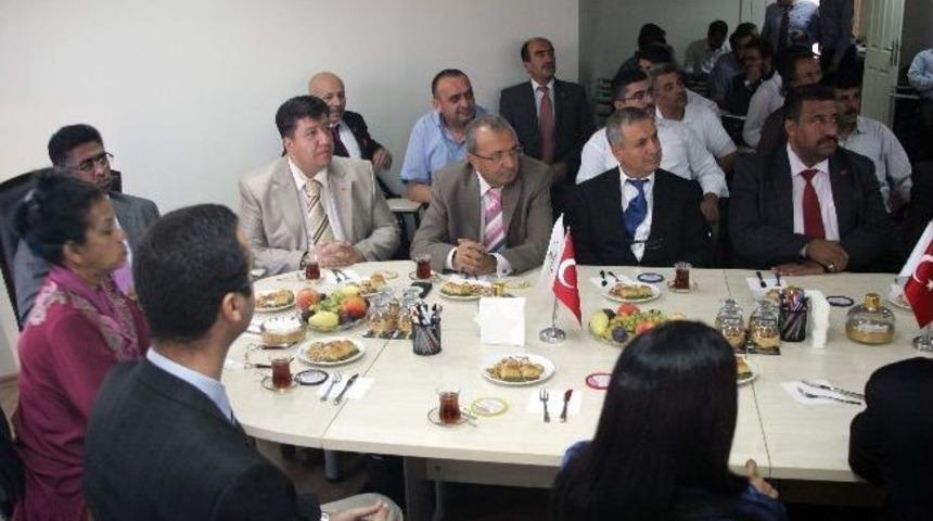 Srilanka Heyeti&rsquo;nden T&uuml;msiad'a Ziyaret