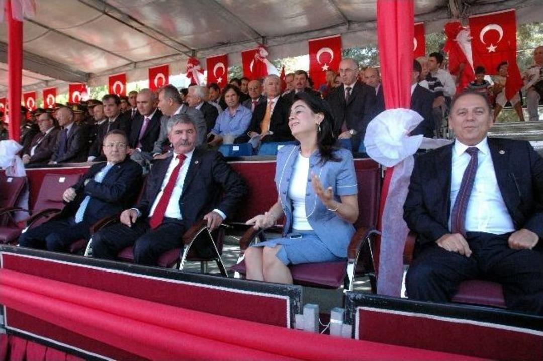 Balıkesir'in D&uuml;şman İşgalinden Kurtuluşu T&ouml;renlerle Kutlandı