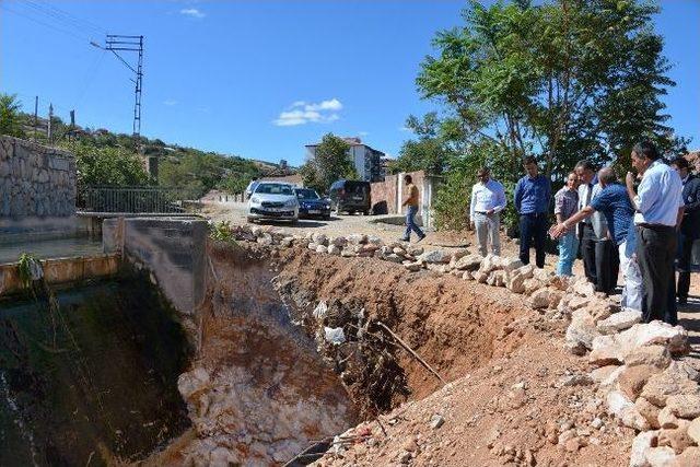 Belediye Başkanı Çakır, Kernek Meydanı’nda İncelemelerde Bulundu