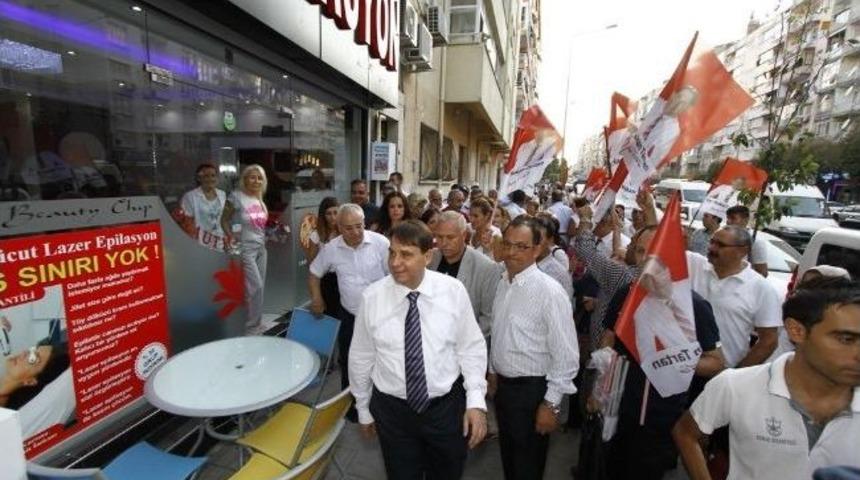 Konak'ta Renklerle Kente Sihirli Dokunuşlar