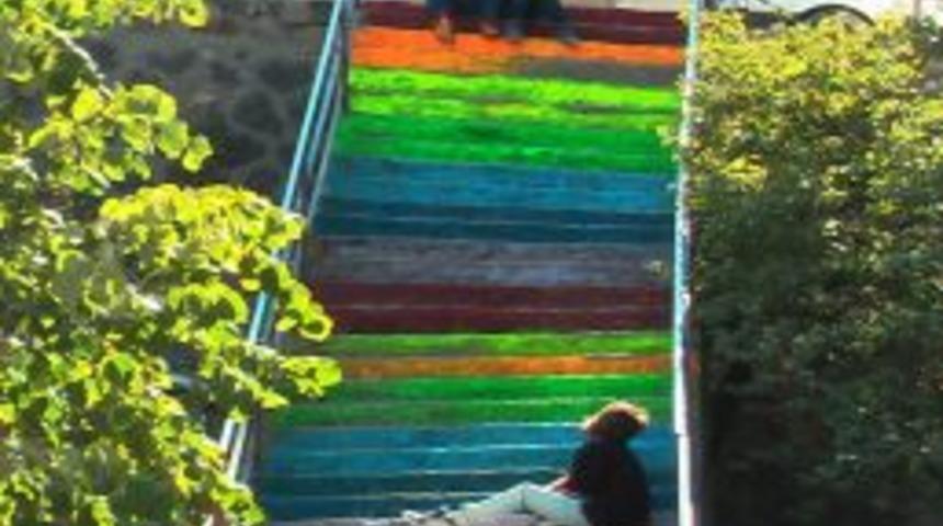 Renkli Merdiven Modasına Mudanya Da Katıldı