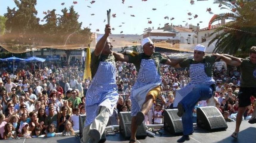 Fo&ccedil;a'da Renkli G&uuml;nler İ&ccedil;in Geri Sayım Başladı