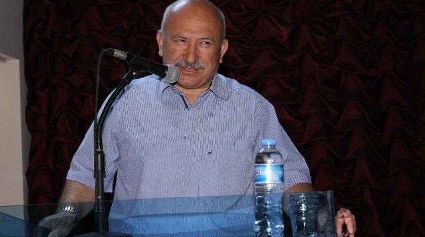 İzmir'in Eğitimi &Ccedil;andarlı'da Masaya Yatırıldı