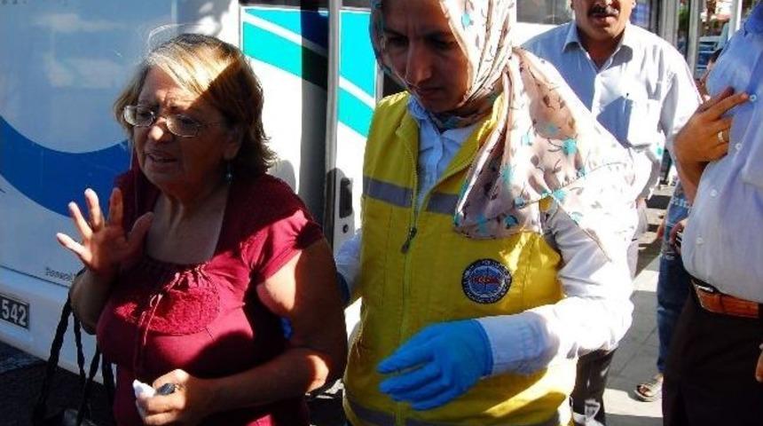 Adıyaman&rsquo;da, Otob&uuml;s Yayaya &Ccedil;arptı: 1 Yaralı