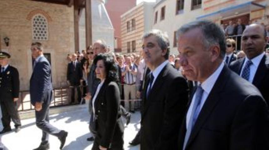 G&uuml;l: Şehirleri Imar Ederken Doğal G&uuml;zellikleri Tahrip Etmemek Lazım