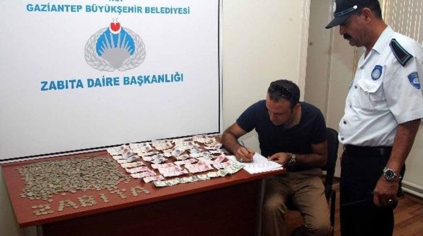 Suriyeli Dilenci &Ccedil;iftin 1 Saatlik Hasılatı Şaşırttı