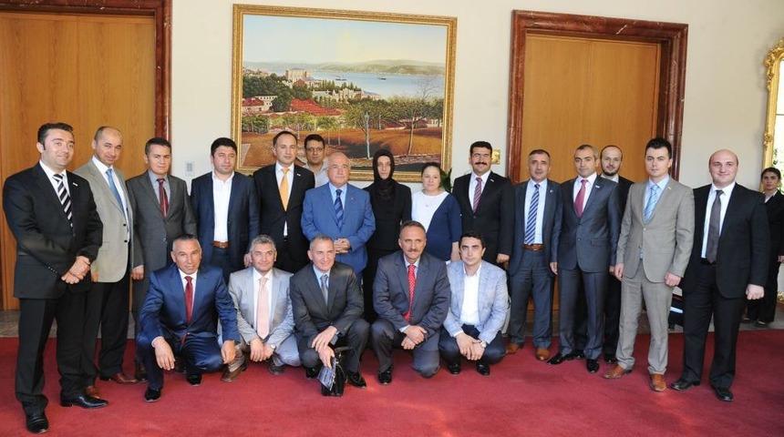 ANKİSAD, Cemil &Ccedil;i&ccedil;ek&rsquo;i Ziyaret Etti