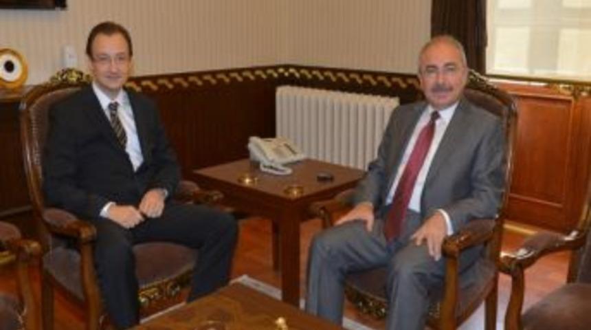 Burgas Başkonsolosu Akyol&rsquo;dan Vali Yaman&rsquo;a Ziyaret