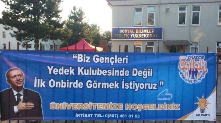 &Uuml;niversite &Ouml;ğrencilerine Ak Destek