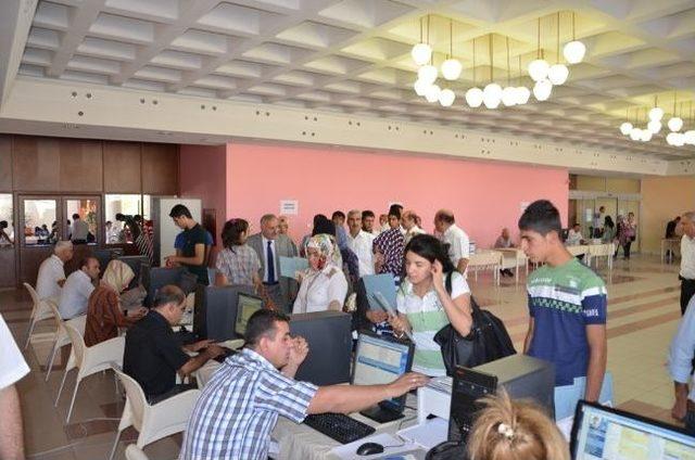 Üniversitede Kayıtlar Tamamlandı 2