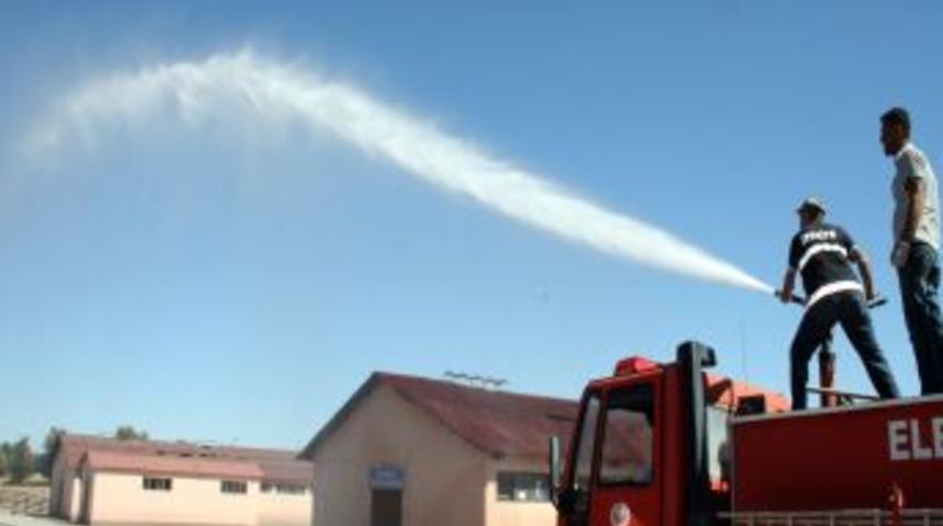 Elbistan Hayvan Borsası&rsquo;nda Bayram Temizliği