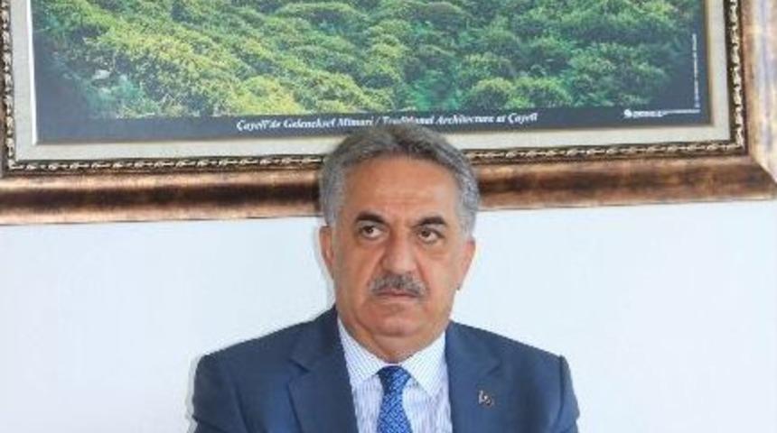 Ak Parti T&uuml;z&uuml;ğ&uuml;'ndeki "3 D&ouml;nem Maddesi" İ&ccedil;in Değişiklik Sinyali