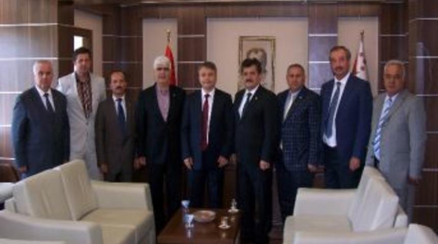 Esnaf Birliği&rsquo;nden Eskişehir İl Emniyet M&uuml;d&uuml;r&uuml; Şahin&rsquo;e Ziyaret