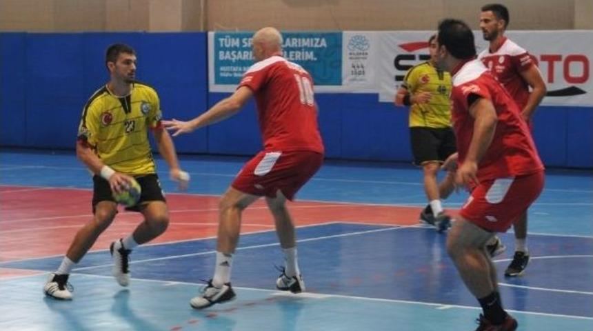 Nil&uuml;fer Hentbol Kupası&rsquo;nda Şampiyon Nil&uuml;fer Belediyespor