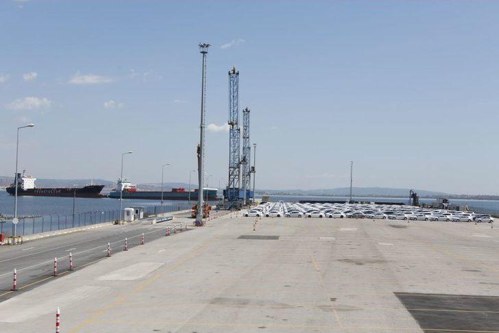 Danıştay Tahsisi Iptal Etti 2 Gemi, Bin Araç Limanda Bekliyor