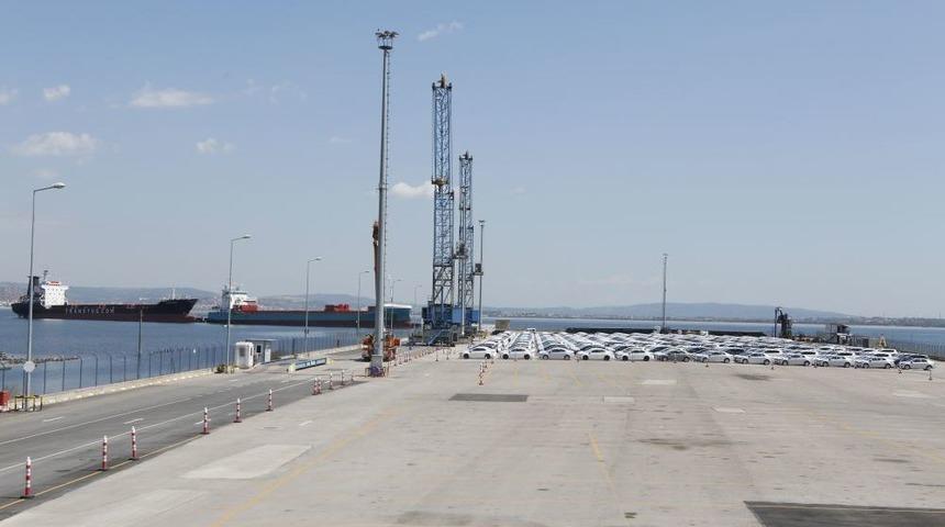 Danıştay Tahsisi Iptal Etti 2 Gemi, Bin Ara&ccedil; Limanda Bekliyor