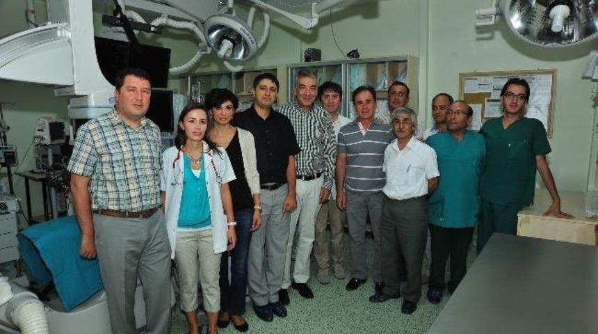 Almanya Justus-liebig &Uuml;niversitesi Tıp Fak&uuml;ltesi Pediatrik Kalp-damar Cerrahisi B&ouml;l&uuml;m Başkanı Prof. Dr. Hakan Akınt&uuml;rk: