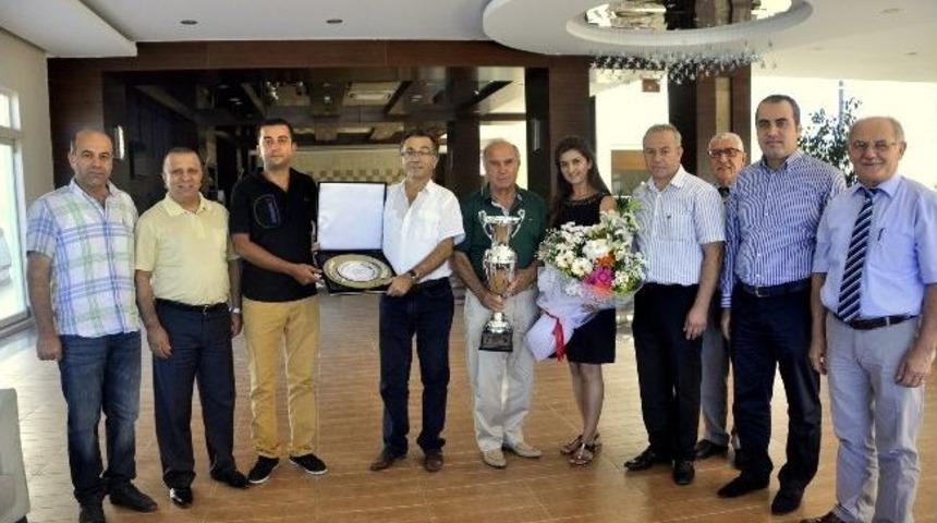 G&uuml;reş Ağası &Ouml;zden'e Teşekk&uuml;r