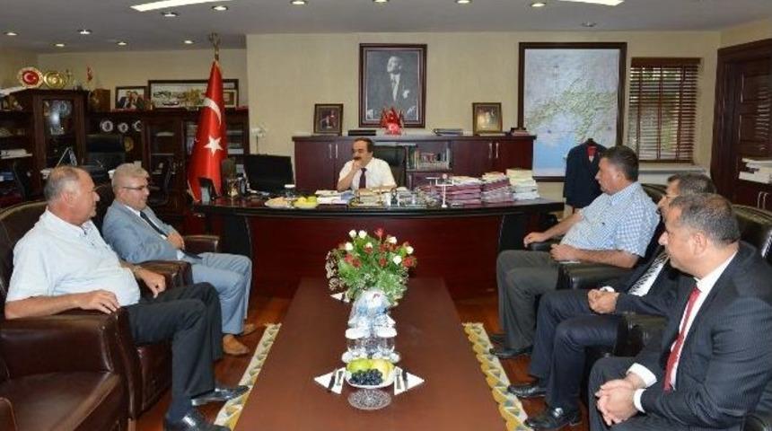 &Ccedil;ukobirlik Y&ouml;netimi&rsquo;nden Vali Coş&rsquo;a Ziyaret