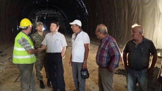 Kaymakam Şenol Koca Cudi Dağı'ndaki Tünel Çalışmalarını İnceledi