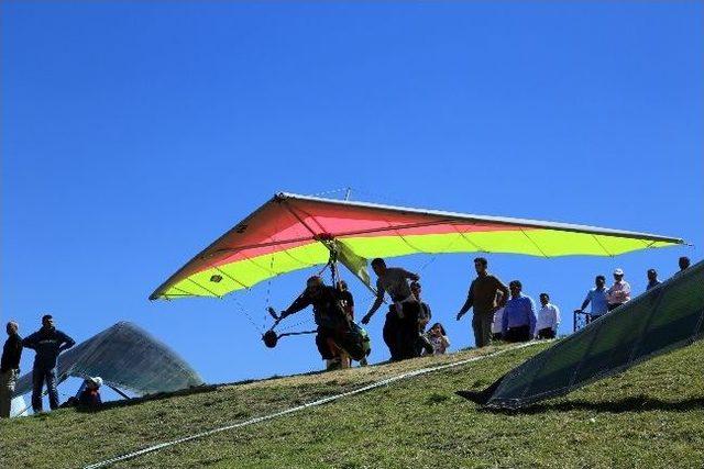 Türkiye Yelken Kanat Şampiyonası Başladı