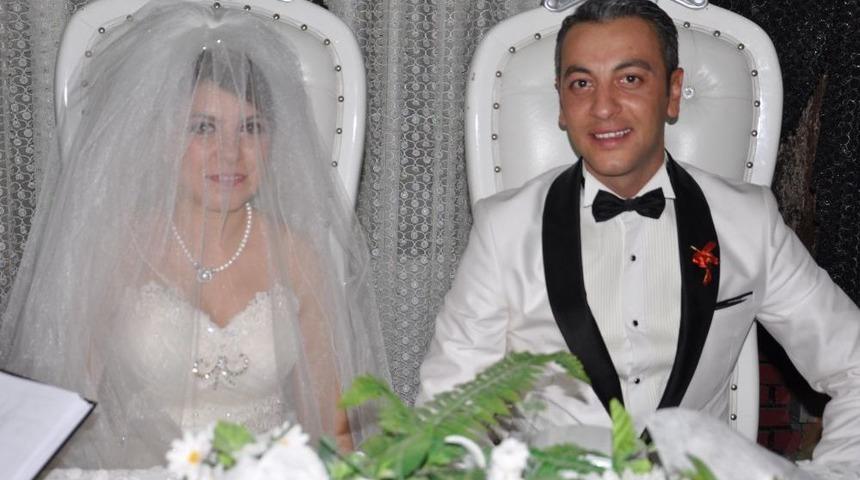 T&uuml;rkiye'nin ilk t&uuml;p bebeği evlendi