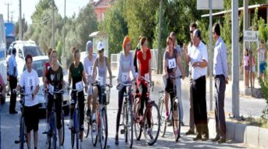 'K&uuml;&ccedil;&uuml;k &Ccedil;in' Ula'da Hanımlar Yarıştı