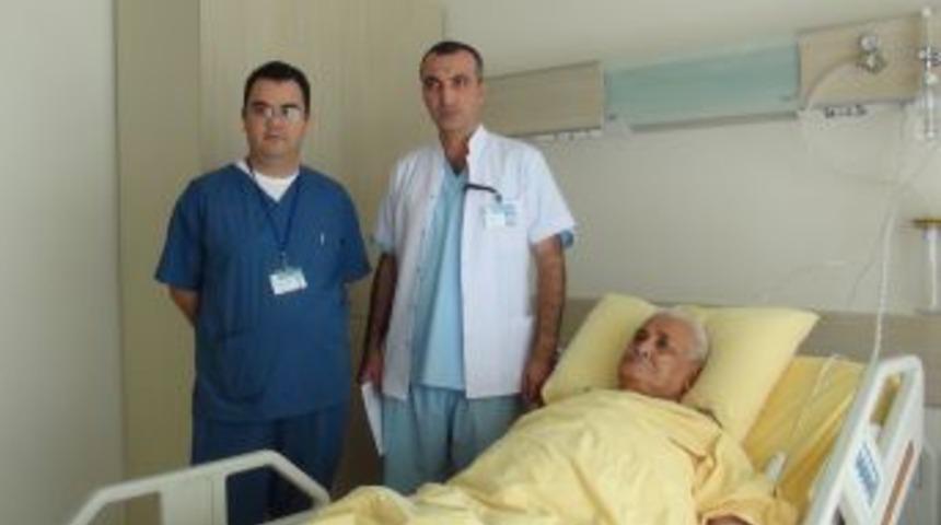 &Uuml;niversite Hastanelerinin Cesaret Edemediği Ameliyat Uşak&rsquo;ta Yapıldı