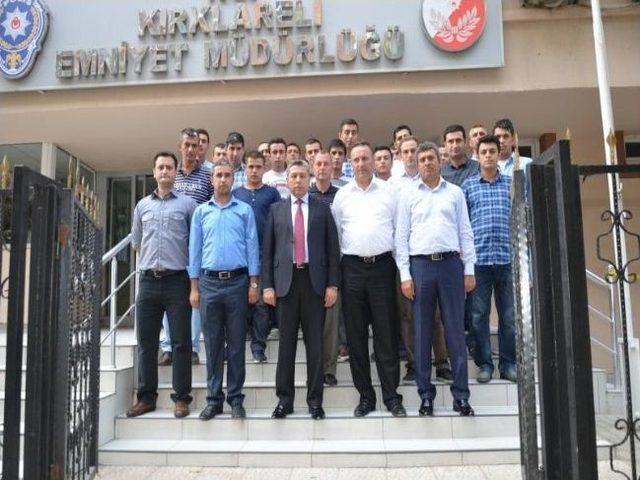 &Uuml;&ccedil;&uuml;nc&uuml; D&ouml;nem Polislikte Uygulamalı Durum Eğitimi Sertifikaları Verildi 3