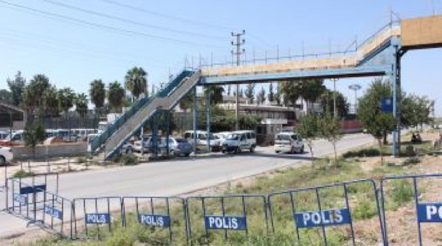 ABD Adana Konsolosluğu&rsquo;nda Tedbirler Artırıldı