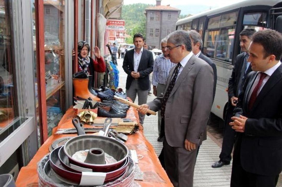 Vali &Ccedil;ınar, Ulus Esnafını Ziyaret Etti