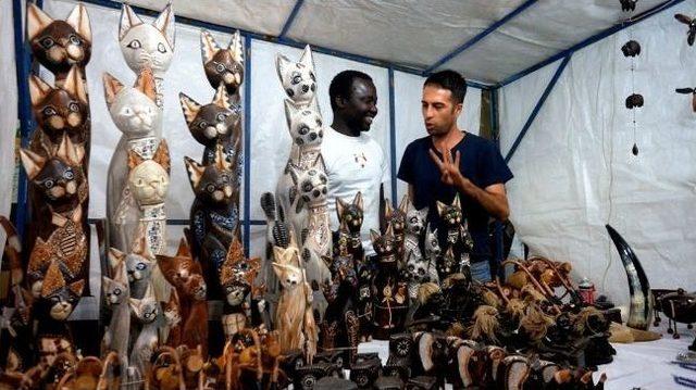 Senegal El Sanatları Sarıg&ouml;l Sultaniye &Uuml;z&uuml;m Festivali&rsquo;nde G&ouml;r&uuml;c&uuml;ye &Ccedil;ıktı 1