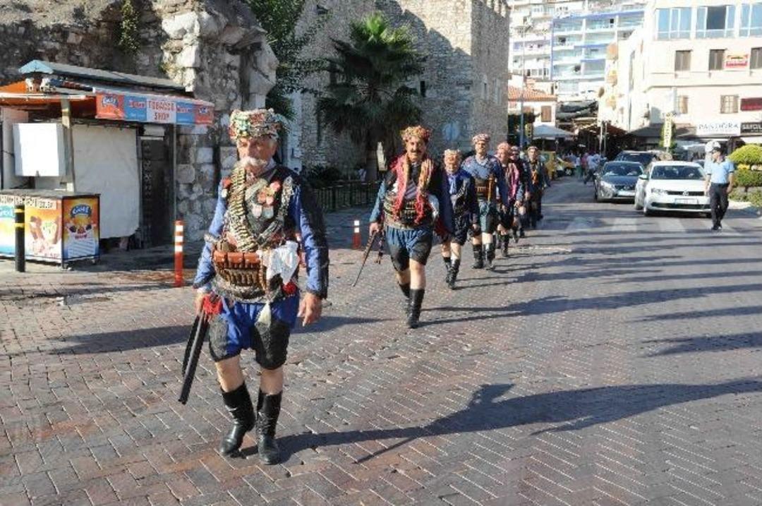 Kuşadası'nda Kurtuluş Coşkusu