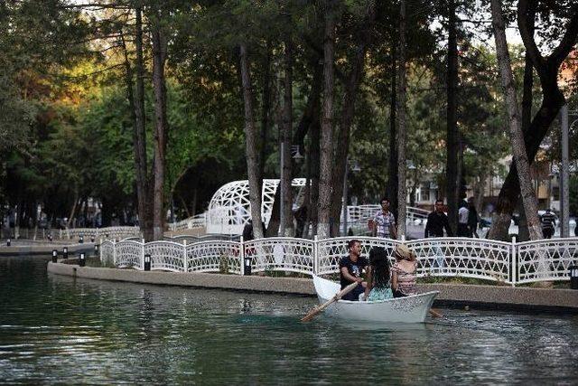 Gaziantepliler Maanoğlu Parkı'nda Yeşil Ve Sanatla Buluşuyor