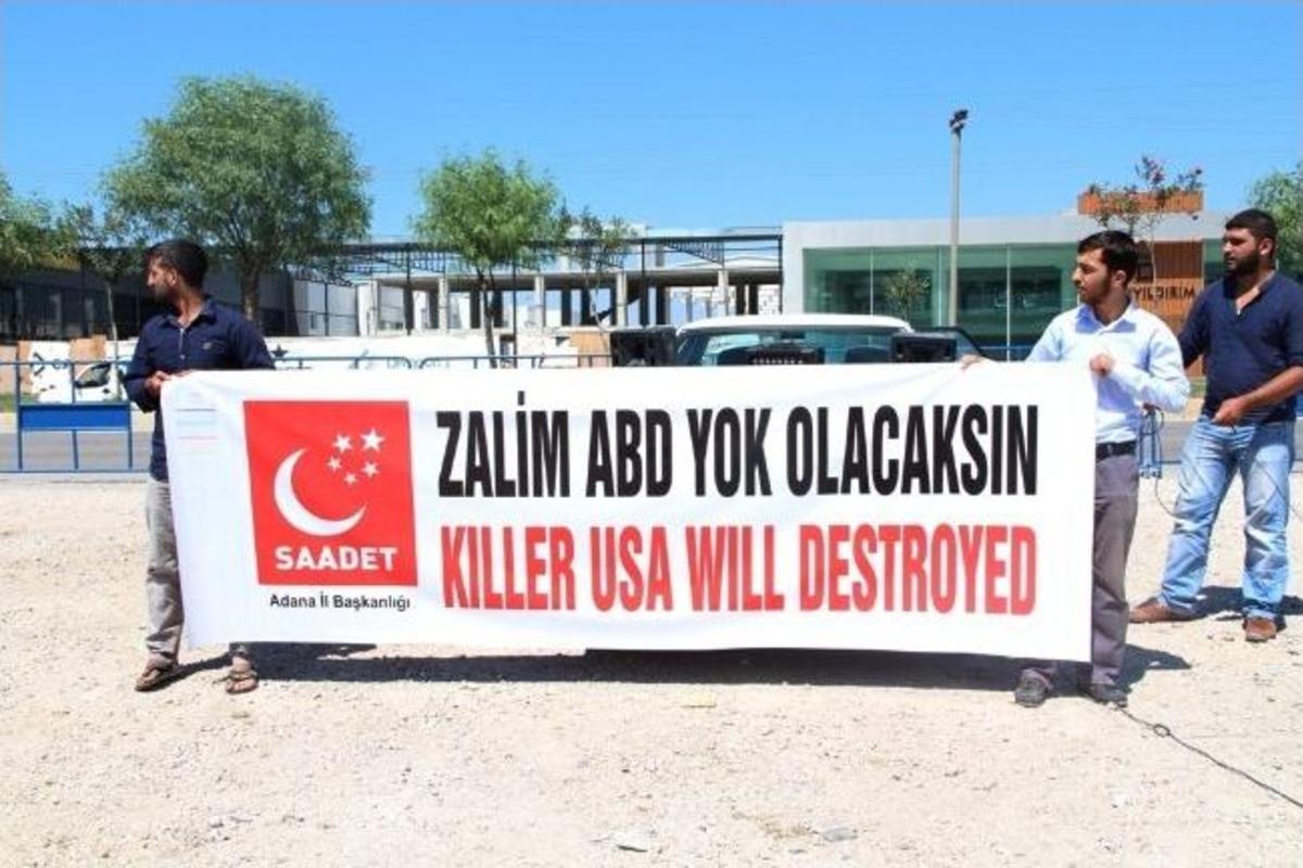 Saadet Partililerden Konsolosluk &Ouml;n&uuml;nde Abd Protestosu