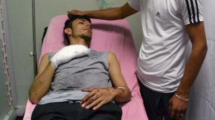 Preste Iki Parmağı Koptu