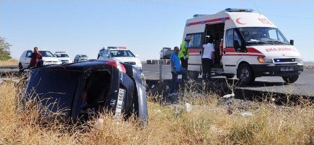 Aşırı Hız Kazaya Neden Oldu: 3 Yaralı 3