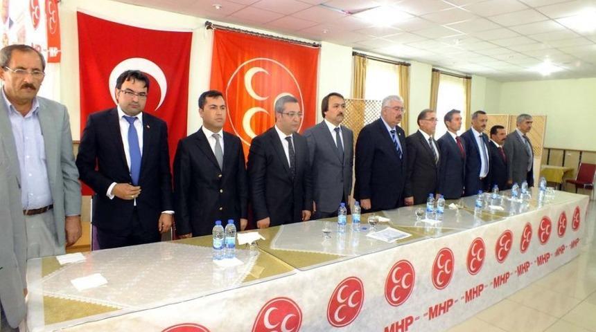 Yerel Se&ccedil;imlere Doğru