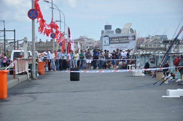 Galata K&ouml;pr&uuml;s&uuml;&rsquo;nde Ş&uuml;pheli Bavul Alarmı 1