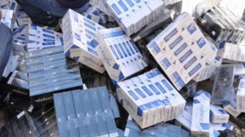 Sigara Ka&ccedil;ak&ccedil;ılarına Darbe