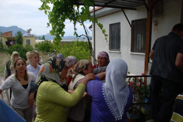 12 yaşında, yaşlılıktan &ouml;ld&uuml; 12