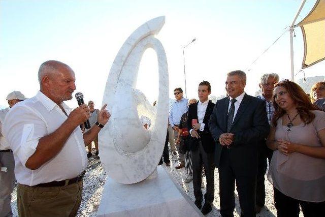 Bu Heykeller Karşıyaka&rsquo;ya &Ccedil;ok Yakışacak 3