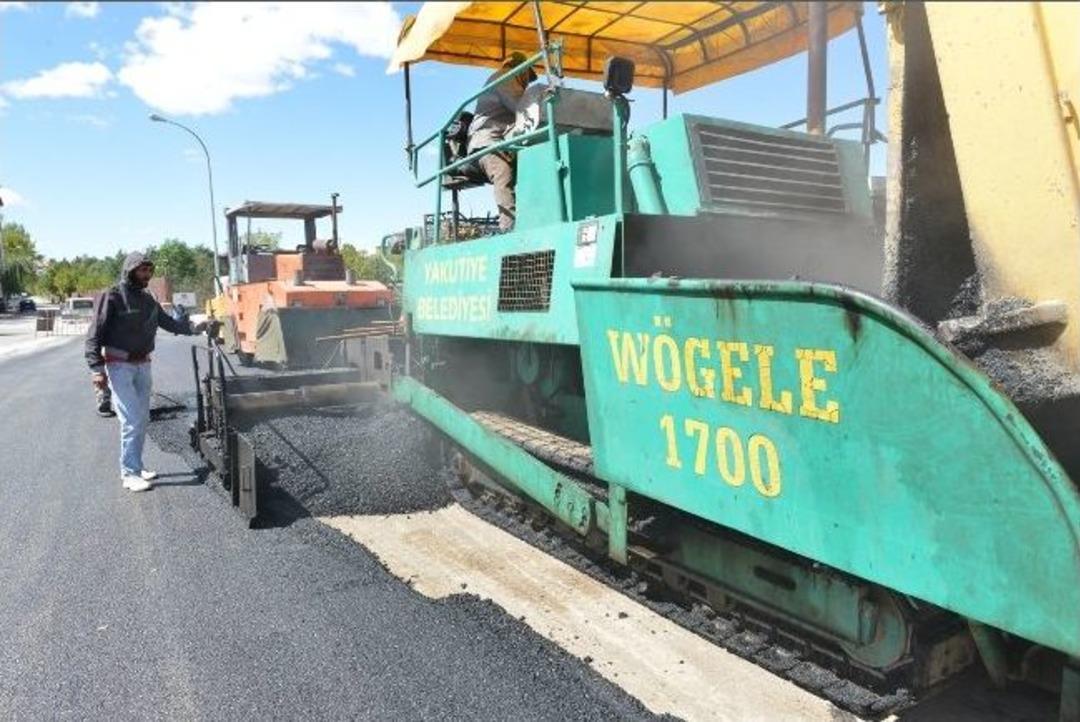 Yakutiye Belediyesi&rsquo;nce Merkezde 250 Bin Metrekare Asfalt D&ouml;k&uuml;ld&uuml;