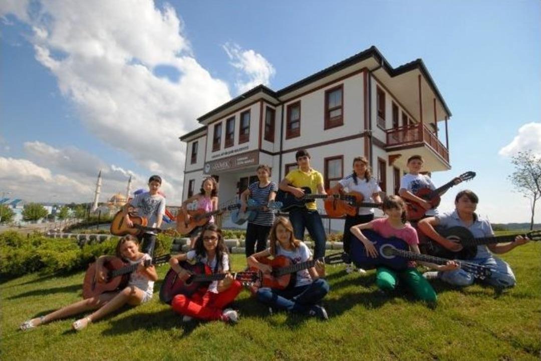 Samek&rsquo;de Yeni D&ouml;nem Başlıyor
